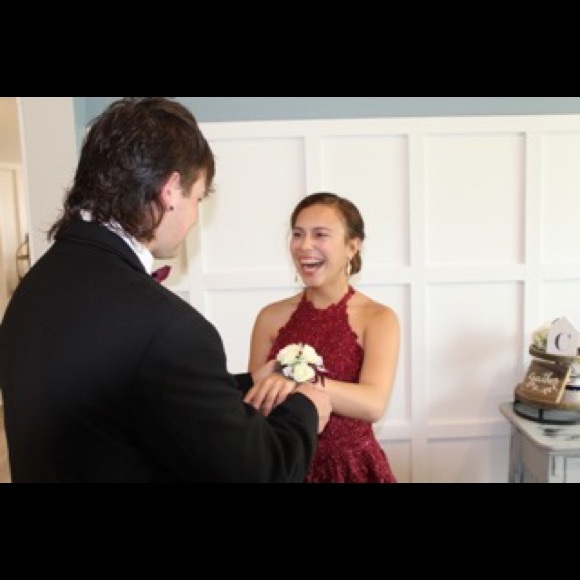 Prom/ formal dress for sell - Picture 4 of 4